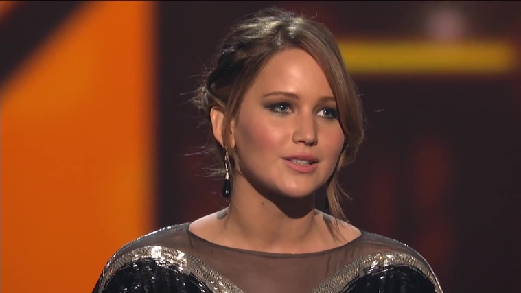 January_092C_2013_-_People_s_Choice_Awards_5BWinning_for_Favorite_Movie_Actress5D_288629.jpg