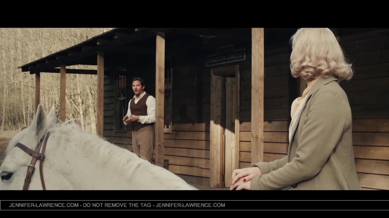 Jennifer_Lawrence_Interview_On_Her_Role_In_Serena_032.jpg