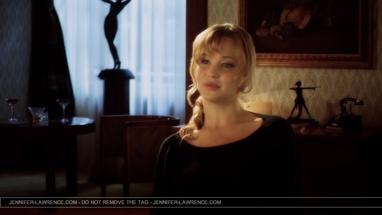 Jennifer_Lawrence_Interview_On_Her_Role_In_Serena_051.jpg