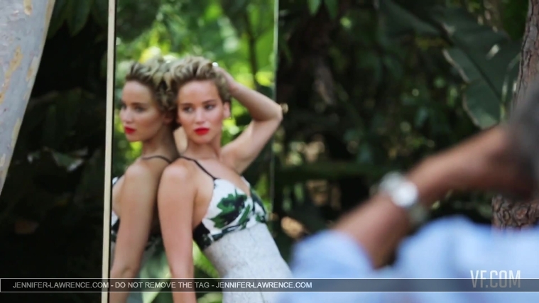 Jennifer_Lawrence_Makes_a_Splash_for_Her_Cover_Shoot_133.jpg