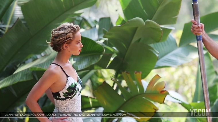 Jennifer_Lawrence_Makes_a_Splash_for_Her_Cover_Shoot_216.jpg