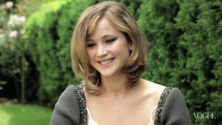 Jennifer_Lawrence_on_The_Hunger_Games_-_Vogue_Diaries_379.jpg