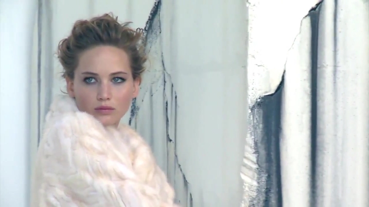 Jennifer_Lawrence_~_InStyle_US_December_2013_072.jpg