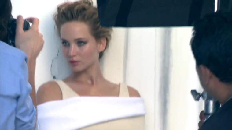 Jennifer_Lawrence_~_InStyle_US_December_2013_226.jpg