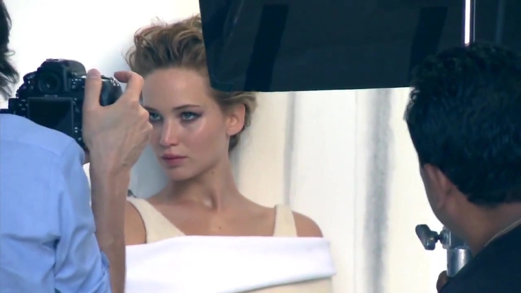 Jennifer_Lawrence_~_InStyle_US_December_2013_233.jpg