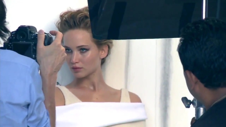 Jennifer_Lawrence_~_InStyle_US_December_2013_234.jpg