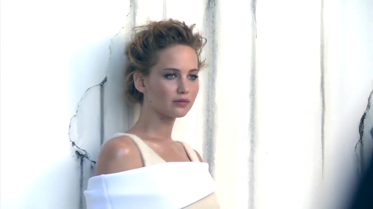 Jennifer_Lawrence_~_InStyle_US_December_2013_243.jpg
