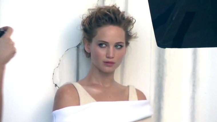 Jennifer_Lawrence_~_InStyle_US_December_2013_262.jpg
