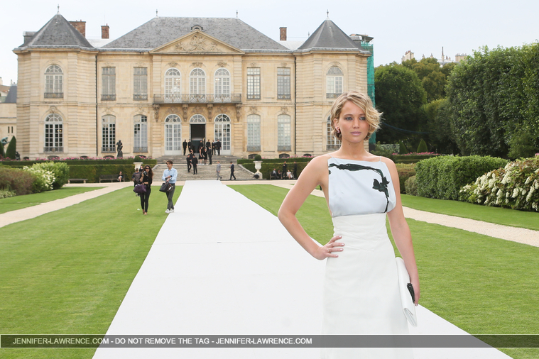 July_7_-_Attends_the_Christian_Dior_Haute_Couture_FallWinter_2014-2015_show_in_Paris_284929.jpg