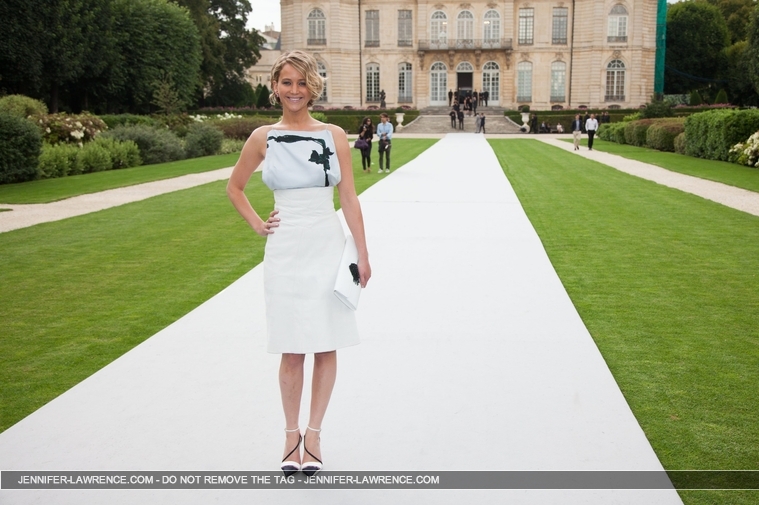 July_7_-_Attends_the_Christian_Dior_Haute_Couture_FallWinter_2014-2015_show_in_Paris_285129.jpg