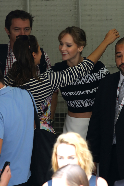 June_20_-_Jennifer_Lawrence__Catching_Fire__panel_at_Comic_Con_in_San_Diego_28629.jpg