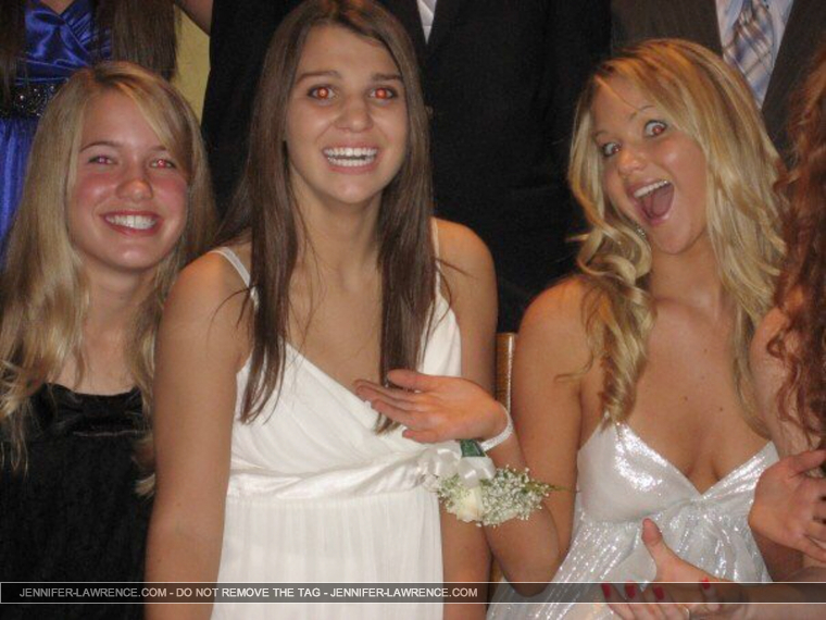 LAWRENCE-Jennifer-Friends-Kentucky-Collects-071014-RJR-JR016-EXCL.jpg