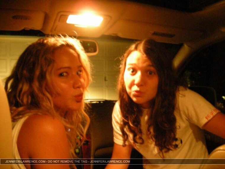 LAWRENCE-Jennifer-Friends-Kentucky-Collects-071014-RJR-JR024-EXCL.jpg