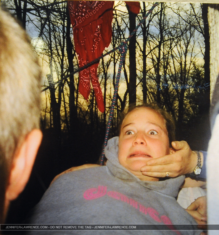 LAWRENCE-Jennifer-Friends-Kentucky-Collects-071014-RJR-JR039-EXCL.jpg