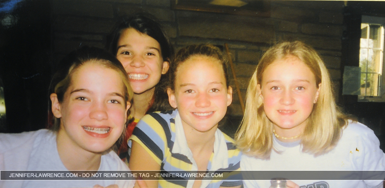 LAWRENCE-Jennifer-Friends-Kentucky-Collects-071014-RJR-JR044-EXCL.jpg