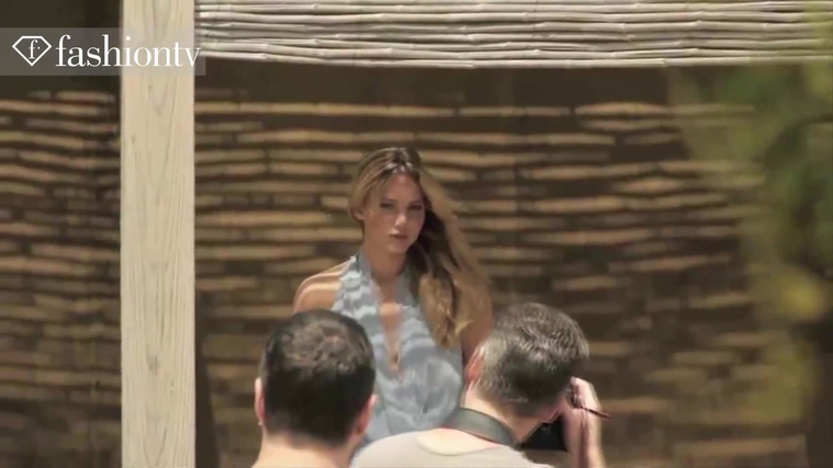 Marie_Claire_UK_28218129_5BBehind_the_Scenes5D.jpg