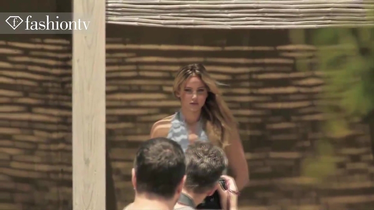 Marie_Claire_UK_28218729_5BBehind_the_Scenes5D.jpg