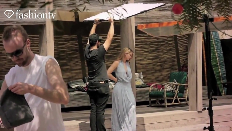 Marie_Claire_UK_28229929_5BBehind_the_Scenes5D.jpg