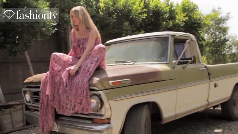 Marie_Claire_UK_28236429_5BBehind_the_Scenes5D.jpg