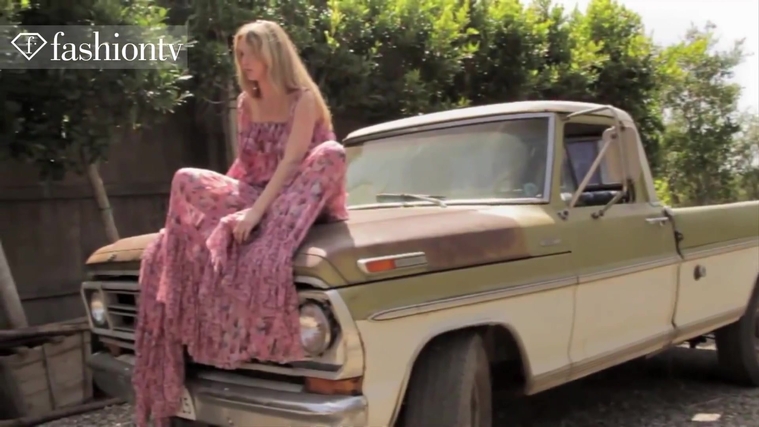 Marie_Claire_UK_28236529_5BBehind_the_Scenes5D.jpg