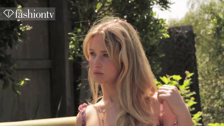 Marie_Claire_UK_28244129_5BBehind_the_Scenes5D.jpg