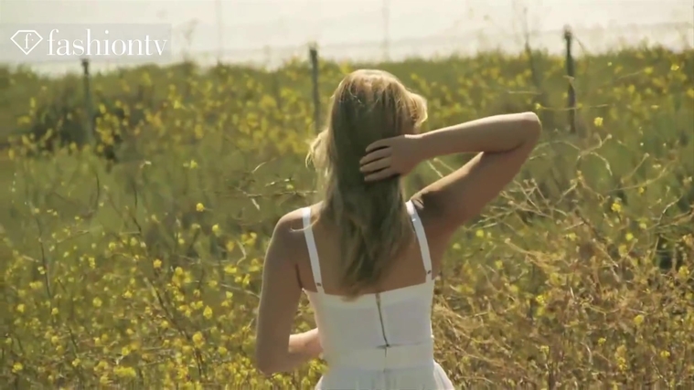 Marie_Claire_UK_28259029_5BBehind_the_Scenes5D.jpg