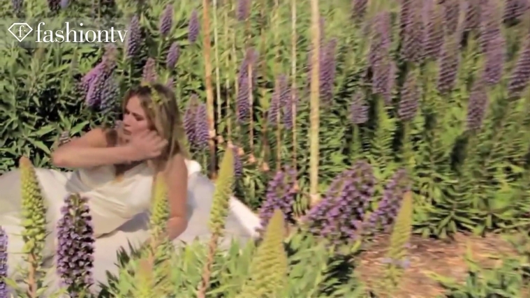 Marie_Claire_UK_28269029_5BBehind_the_Scenes5D.jpg