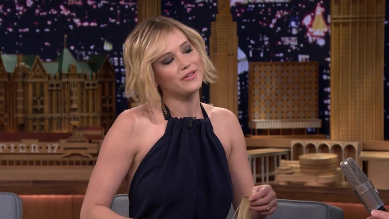 May2C_15_-_The_Tonight_Show_with_Jimmy_Fallon_281929.jpg