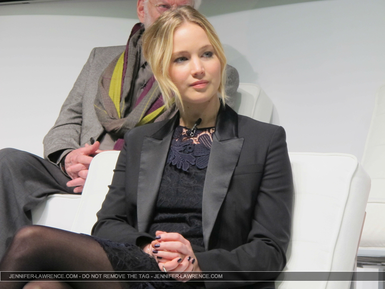 November_15_-_Mockingjay_Part_1_NYC_Fan_Press_Day_28829.jpg