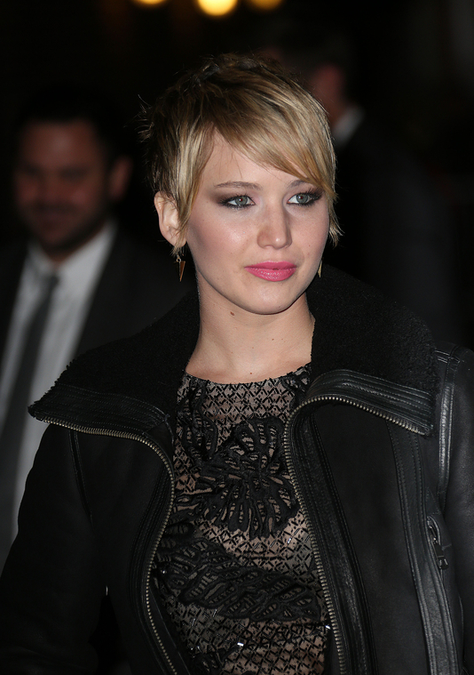 November_20_-_Outside__Late_Show_With_David_Letterman__in_New_York_City_285529.jpg