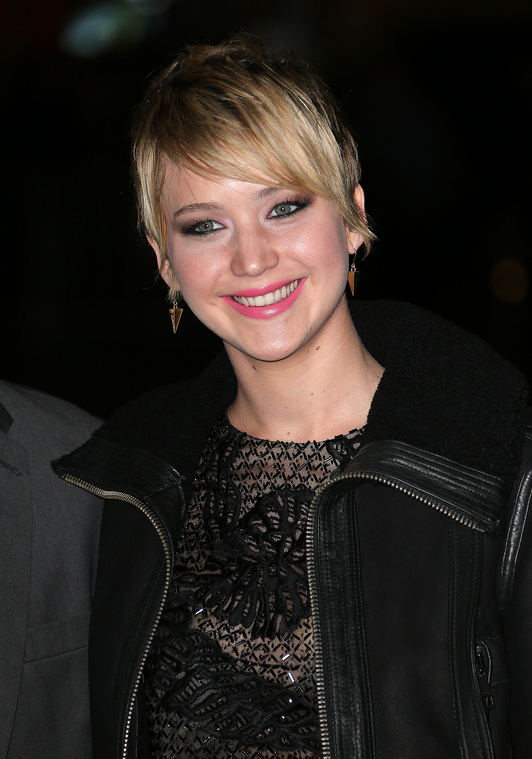 November_20_-_Outside__Late_Show_With_David_Letterman__in_New_York_City_285629.jpg