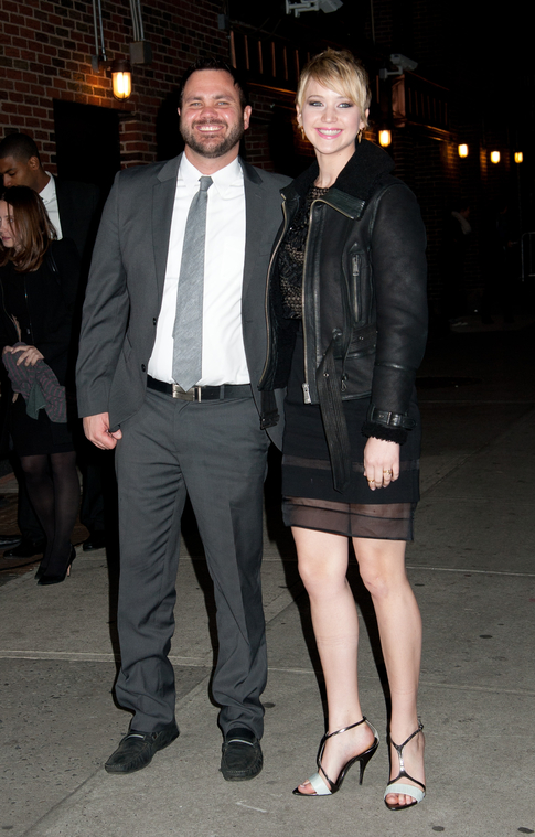 November_20_-_Outside__Late_Show_With_David_Letterman__in_New_York_City_289829.jpg