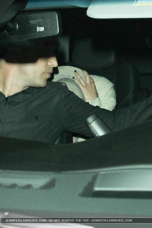 October_14_-_At_LAX_airport_in_Los_Angeles2C_CA_289729.jpg