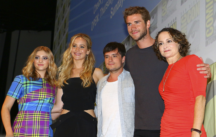 S_July_9_-__International_Comic_Con_-___The_Hunger_Games__Mockingjay_Part_2___283329.jpg