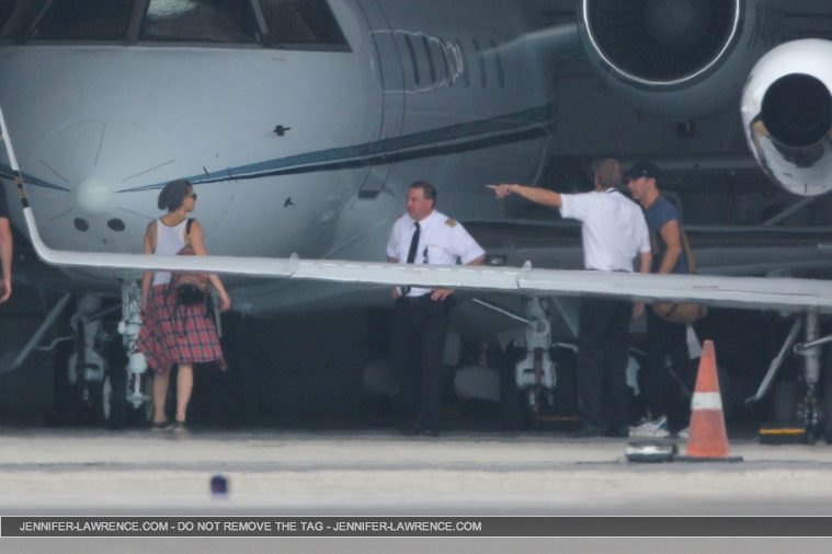 September_20_-_Arriving_in_Los_Angeles_with_Chris_Martin__28829.jpg