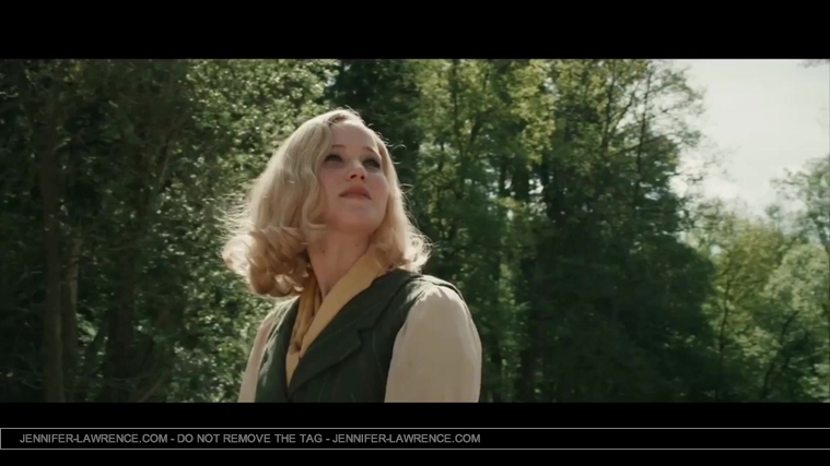 Serena_Official_Trailer_US__2824229.jpg