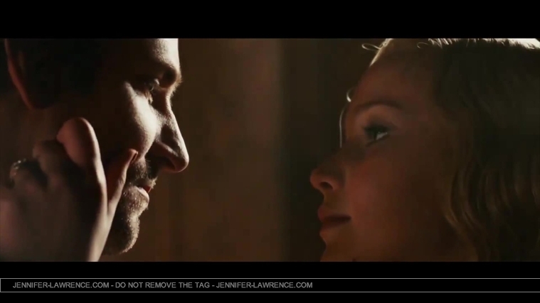 Serena_Official_Trailer_US__2840929.jpg