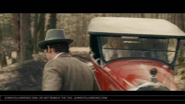Serena_clip_-_Bradley_Cooper___Jennifer_Lawrence_040.jpg