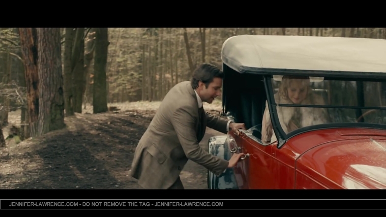 Serena_clip_-_Bradley_Cooper___Jennifer_Lawrence_048.jpg