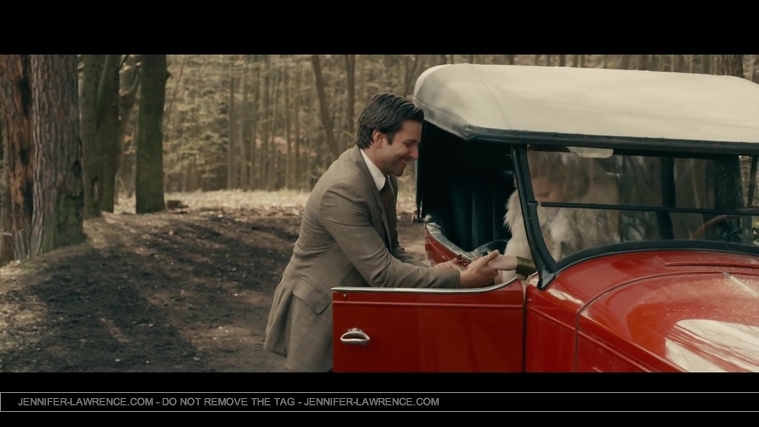 Serena_clip_-_Bradley_Cooper___Jennifer_Lawrence_056.jpg