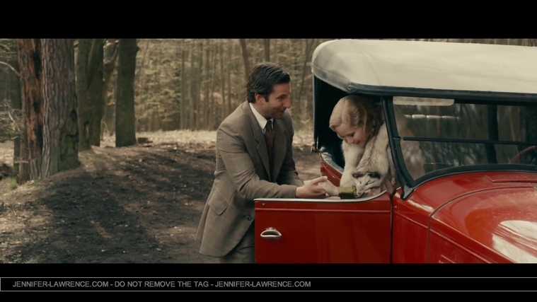 Serena_clip_-_Bradley_Cooper___Jennifer_Lawrence_060.jpg