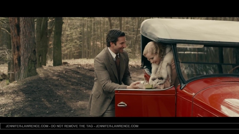 Serena_clip_-_Bradley_Cooper___Jennifer_Lawrence_061.jpg