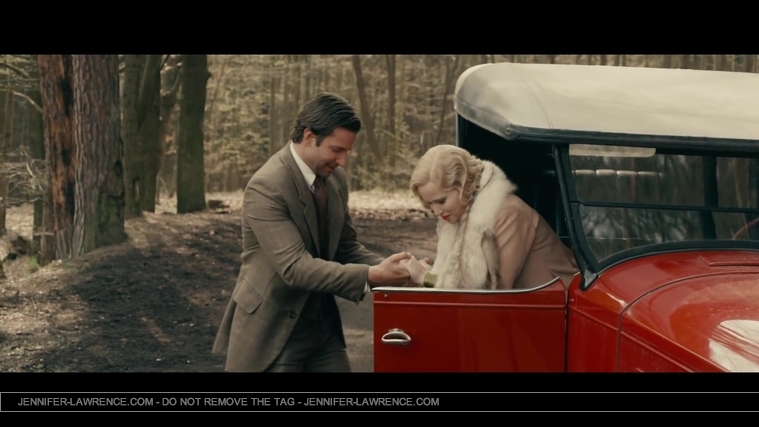 Serena_clip_-_Bradley_Cooper___Jennifer_Lawrence_063.jpg