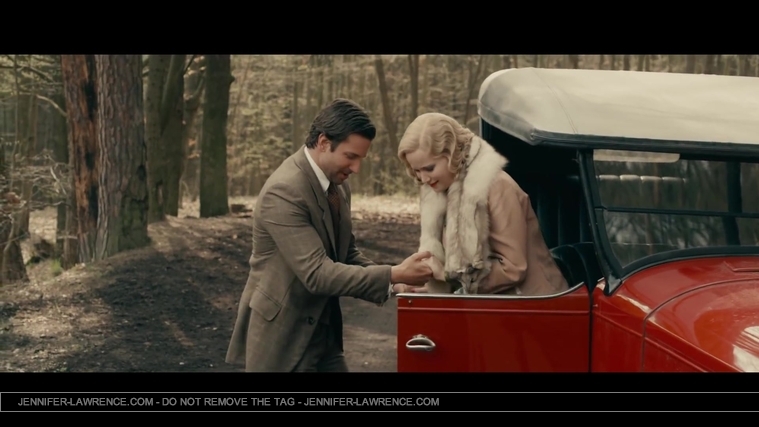 Serena_clip_-_Bradley_Cooper___Jennifer_Lawrence_065.jpg