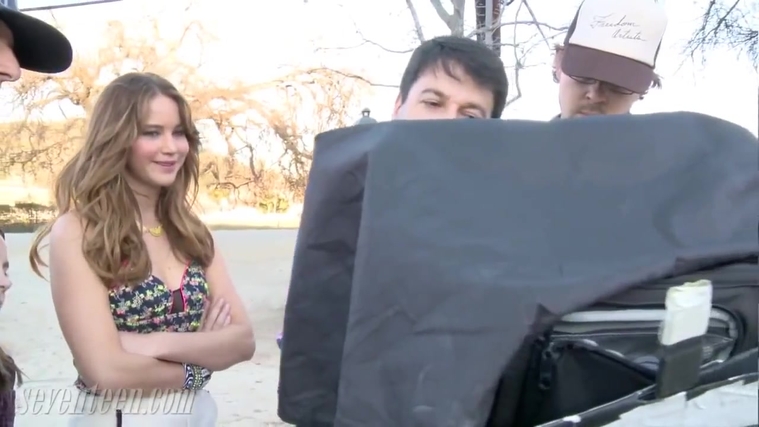Seventeen_28April_201229_5BBehind_the_Scenes5D_2818729.jpg