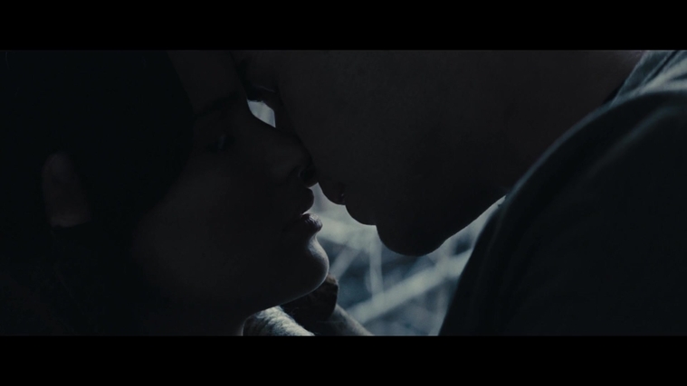The_Hunger_Games_Catching_Fire_2013_1080p_BluRay_x264_AAC_-_Ozlem_00343.jpg