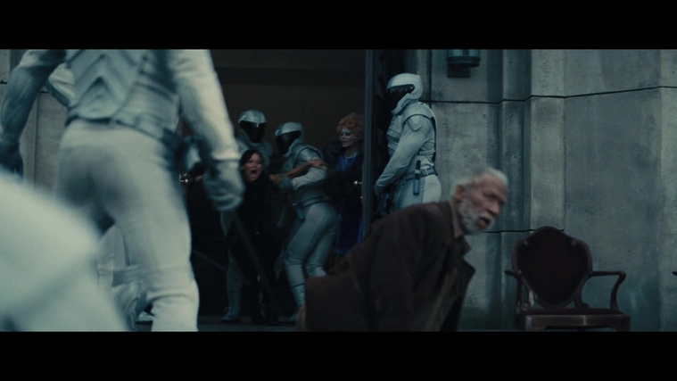The_Hunger_Games_Catching_Fire_2013_1080p_BluRay_x264_AAC_-_Ozlem_01710.jpg