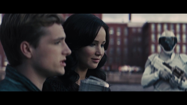 The_Hunger_Games_Catching_Fire_2013_1080p_BluRay_x264_AAC_-_Ozlem_01877.jpg