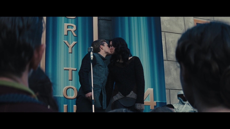 The_Hunger_Games_Catching_Fire_2013_1080p_BluRay_x264_AAC_-_Ozlem_01881.jpg