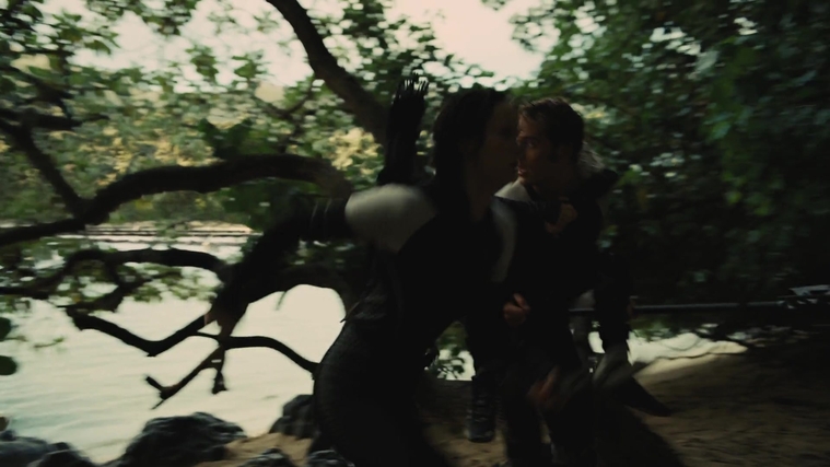 The_Hunger_Games_Catching_Fire_2013_1080p_BluRay_x264_AAC_-_Ozlem_07015.jpg